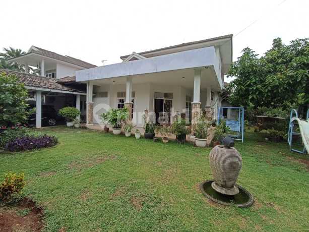 Well-Maintained Old House, Freehold (SHM), Land Area 604 Sqm, Jl Puri Pesanggrahan, Bukit Cinere Indah, Close to Mall and Puri Cinere Hospital.