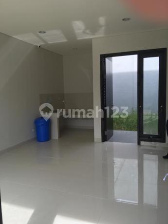 Dijual Rumah Siap Huni Di Precia Eminent BSD Dijual Rumah Siap Huni Di Precia Eminent BSD