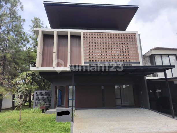 Rumah Mewah Cantik di Foresta BSD, Baru Jadi Maret 2026!! Smart Doorlock, Linkungan Tenang Nyaman Asri, Sebelah Taman Rumah Mewah Cantik di Foresta BSD, Baru Jadi Maret 2026!! Smart Doorlock, Linkungan Tenang Nyaman Asri, Sebelah Taman