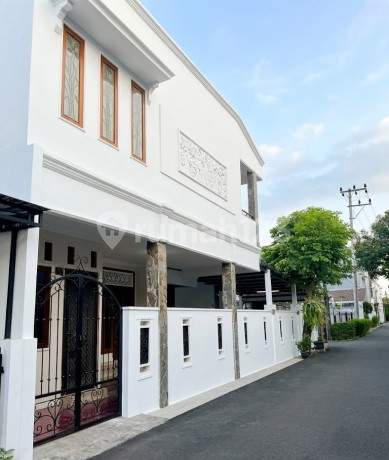 Jual Cepat Rumah Hook Taman Buaran Indah 1 - 2.85M Turun Dari 3,54M - 2 Lantai, 189/217M2, Klender, Duren Sawit