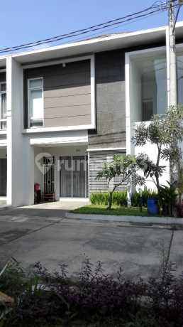 Rumah Komplek Nuansa Indah Ciparay Terusan Buah Batu Deket Tol