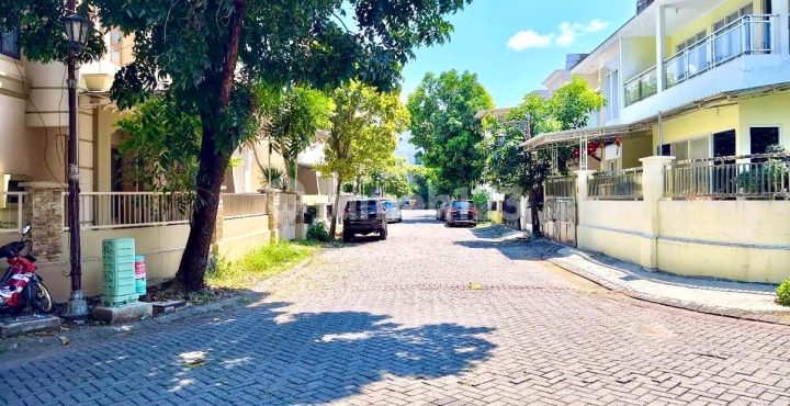 Jual Tanah Bavarian Village di Darmo Permai Surabaya Barat Jual Tanah Bavarian Village di Darmo Permai Surabaya Barat