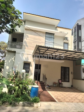 Cheapest 2-Story House in Istana Regency Sudirman Bandung