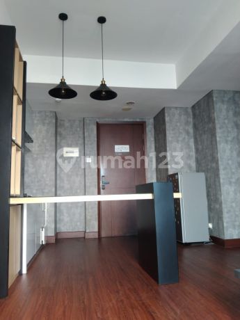 2 BR Grand Sungkono Lagoon Apartment Ready to Occupied Minimalist City View