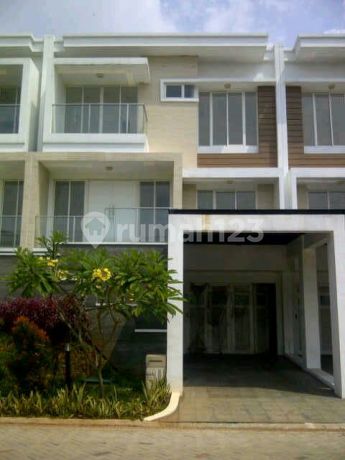 Dijual Rumah Mewah Golf Residence Kemayoran Golf View Kemayoran Pusat Kota