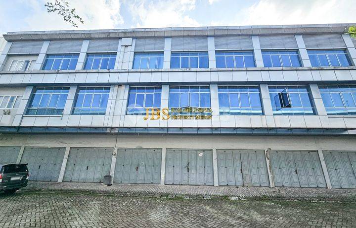 Dijual Ruko 3 Tingkat Kondisi Kosong Komplek CBD Polonia Blok D