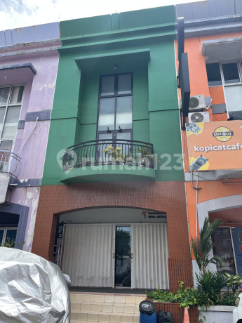 Ruko Victorian Bintaro Sektor 3, 2 Lantai, Siap Pakai Ruko Victorian Bintaro Sektor 3, 2 Lantai, Siap Pakai