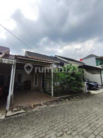 Harus Terjual Cepat Rumah di Green Royal Residence