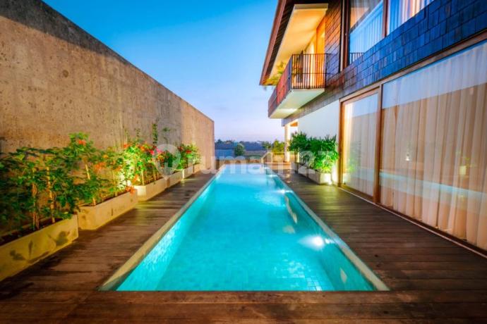 Villa Canggu Berawa 4 Bedrooms Villa 300M²