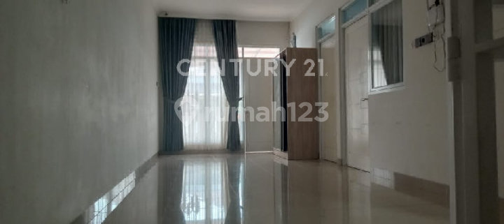 Dijual Rumah di Komplek Gria Jakarta Pamulang Dijual Rumah di Komplek Gria Jakarta Pamulang