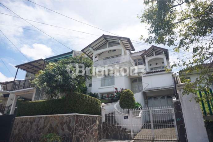 Rumah Mewah Di Setrasari Bandung Utara