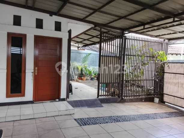 Rumah Luas di Griya Caraka Cisaranten Endah Arcamanik Bandung Rumah Luas di Griya Caraka Cisaranten Endah Arcamanik Bandung