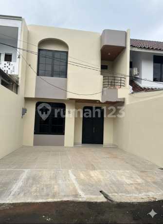 Brand New. House in Sector 1 D Gading Serpong. Very Strategic Location Near Penabur School. Toll Access. Mall. Culinary Center. Brand New. House in Sector 1 D Gading Serpong. Very Strategic Location Near Penabur School. Toll Access. Mall. Culinary Center.