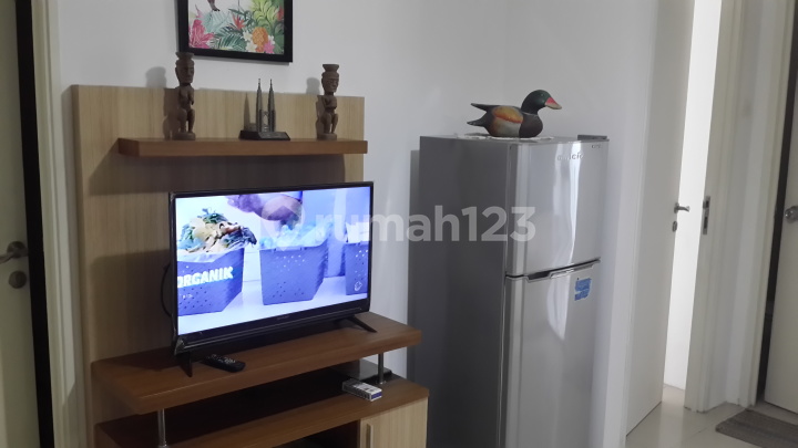 Pancoran, 2 B R. Furnished. Nice Location. Apartemen Pancoran, 2 B R. Furnished. Nice Location. Apartemen