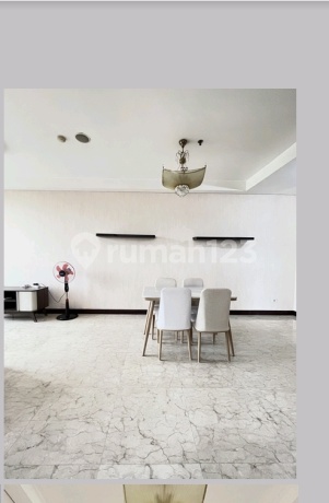 Apartemen 3 Kamar Tidur Furnished Bagus