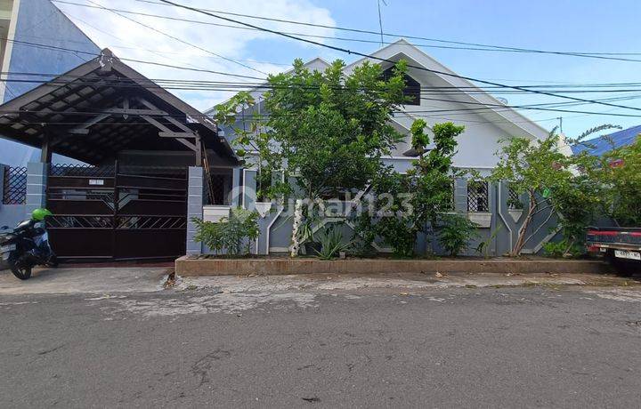 Rumah Lebar 1 Lantai Di Dharmahusada Dekat Galaxy Mall & Kertajaya