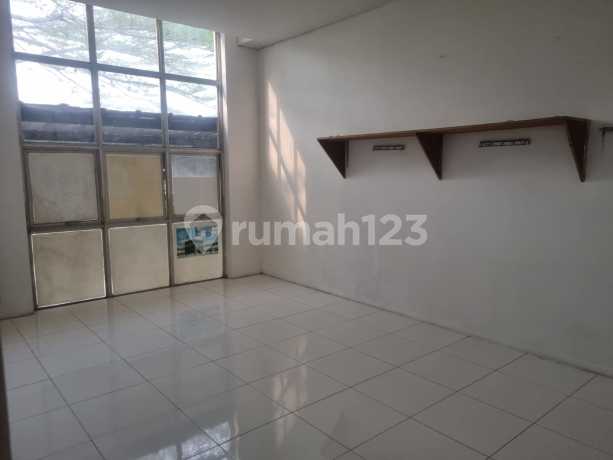 Gudang Siap Pakai Di Taman Tekno Bsd Ada Lift Barang Dan Kantoe