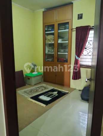 For Sale: Residential house in the city center on Jl. Kebon Sirih, near the Governor's Office of Bandung. For Sale: Residential house in the city center on Jl. Kebon Sirih, near the Governor's Office of Bandung.