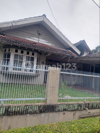Dijual Murah Rumah di Sektor 2 Bintaro ( Hitung Tanah Aja)