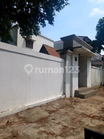 Dijual Rumah Di Cikini Bintaro Jaya Sektor 7 ( Hitung Tanah Aja )