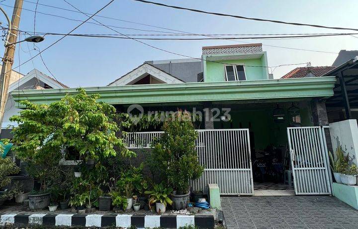 Rumah Siap Huni di Babatan pilang, wiyung 2 Lantai