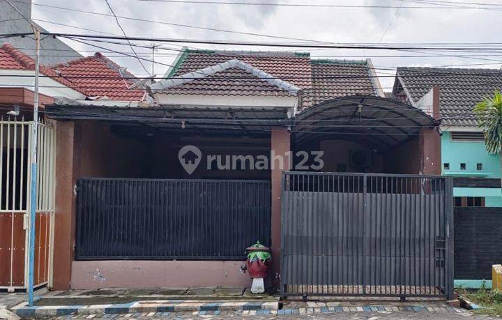 Rumah Di Wisma Tropodo Minimalis Siap Huni
