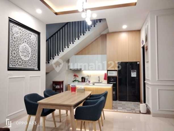 Rumah Mewah Furnish Siap Huni Di Taman Century Pekayon Bekasi