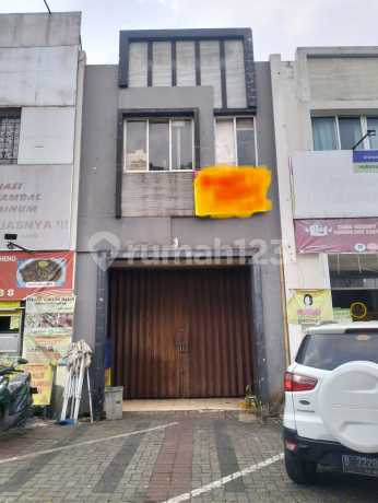 Modern Paramount Market Shop House, Gading Serpong, Tangerang