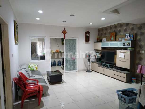 Rumah 2 Lantai Bagus SHM di Cluster Magnolia , Tangerang