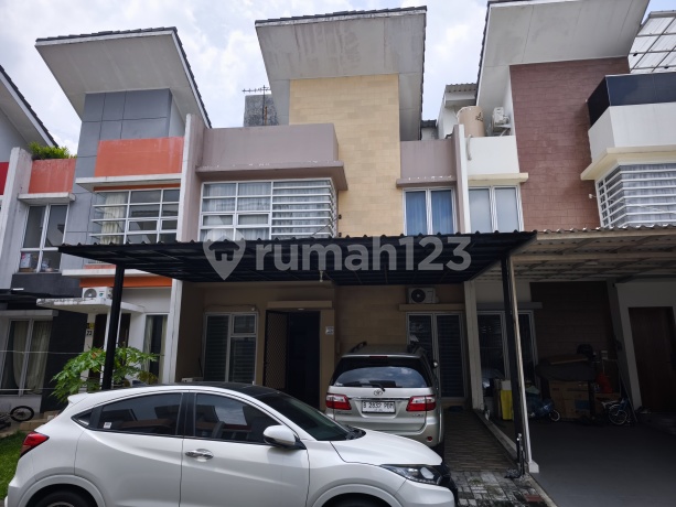 Rumah 2,5 Lantai Semi Furnished Di Milano Village, Gading Serpong, Bsd Rumah 2,5 Lantai Semi Furnished Di Milano Village, Gading Serpong, Bsd