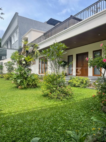 Brand New Modern Tropical Home Lebak Bulus