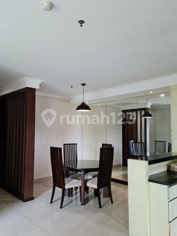 Spesialis apartement hamptons park luas 121 m2 good unit furnish Spesialis apartement hamptons park luas 121 m2 good unit furnish