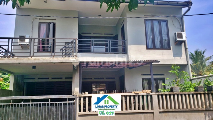 3-Story House Ready to Live Comfortably Maintained in Duta Mekar Asri 3-Story House Ready to Live Comfortably Maintained in Duta Mekar Asri
