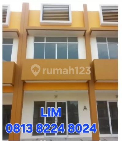 Cheap 2-Story Shop, Food Plaza Cibubur Country, East Jakarta