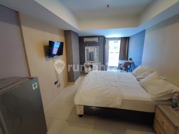 Apartemen studio lantai 6 Pinnacle Furnished dekat Simpang lima