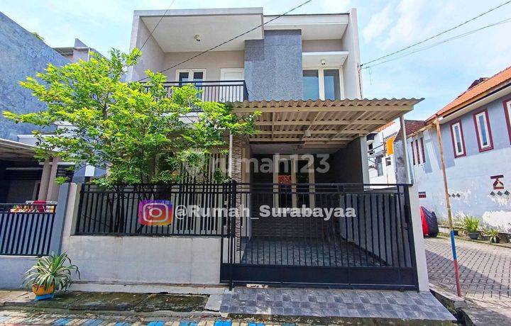 Rumah 2 Lantai di Taman Sepanjang Sidoarjo