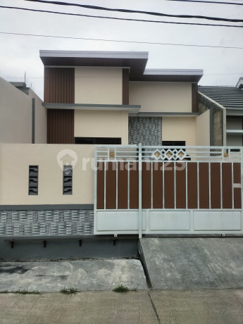 Rumah Dijual Ready Bangunan Baru Rekondisi Graha Mitra Citra Raya Cikupa Tangerang