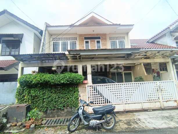 2-story house on Jl Perum Bumi Bintaro Permai, Bintaro 1, South Jakarta