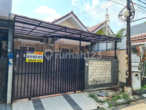 Taman Mahkota, Benda, Jalan Husein Sastra Negara, Dekat Bandara Soetta, Renovasi, Siap Huni