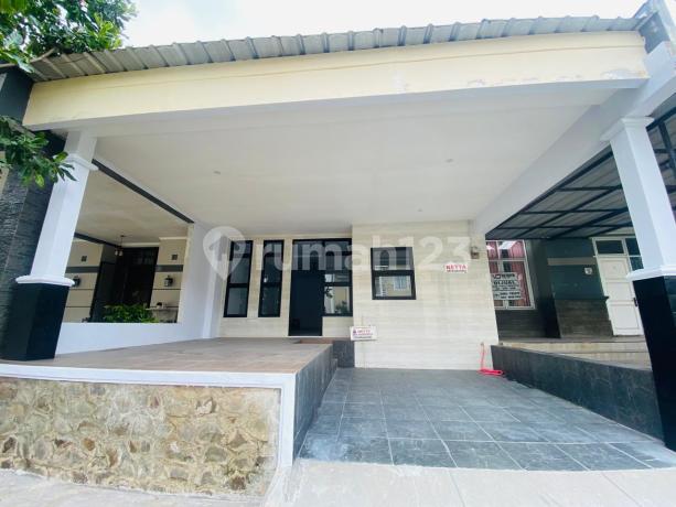 Rumah 1 Lantai   Di Beverly Lippo Cikarang