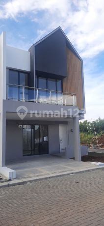 Rmh Siap Huni Bisa Kpr Fasilitas S Pool Ply Groun Strategis