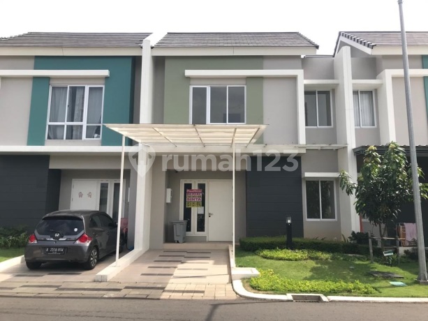 For Sale: Two-Story Agnesi Symphonia Cluster House in Gading Serpong