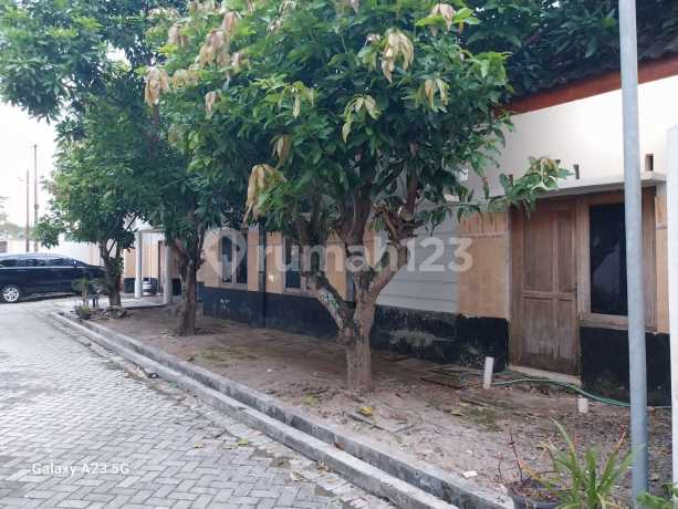 Rumah Luas Di Perum Dalem Teratai Asri, Sewon, Nyaman Dan Tenang