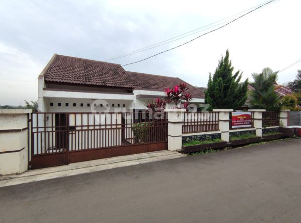 Dijual rumah sinar pamulang permai Lt : 405m2/Lb 375 m Dijual rumah sinar pamulang permai Lt : 405m2/Lb 375 m