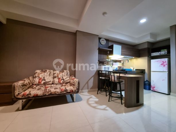 Sewa Murah,turun Hrg !! Mg Suites Apartement 45m2, 1 Bed Room Bukan Studio!! ,mewah, Fully Furnished, Balkon Luas ,nyaman Buat Nongkrong / Jemur, Nice View , Hadap Utara ,lokasi Pusat Kota Semarang ,lantai Premium ,nice View ,tinggal Bawa Koper Saja! Sewa Murah,turun Hrg !! Mg Suites Apartement 45m2, 1 Bed Room Bukan Studio!! ,mewah, Fully Furnished, Balkon Luas ,nyaman Buat Nongkrong / Jemur, Nice View , Hadap Utara ,lokasi Pusat Kota Semarang ,lantai Premium ,nice View ,tinggal Bawa Koper Saja!