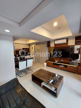 Sell / Rent Marquis De Lafayette Apartment Semarang , Fully Furnished ,66M2 , 2 Bed Room Terluas karena Renovasi Dr Unit 3 Br , Posisi Bagus di Hook dan Hadap Jalan Pemuda
