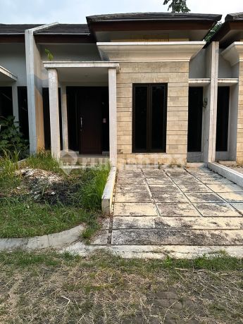 Rumah di Botanica Valley Serpong, hadap Timur tidak jauh dari BSD