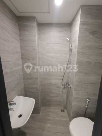 FOR SALE Fast Collins Boulevard Studio Apartment in Raya Serpong Ready to Occupy FOR SALE Fast Collins Boulevard Studio Apartment in Raya Serpong Ready to Occupy