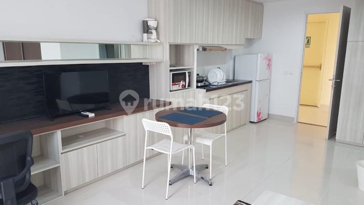 DIJUAL RUGI dan CEPAT Apt Furnish Mewah Azalea Suites Cikarang Apartments by Jayakarta Group