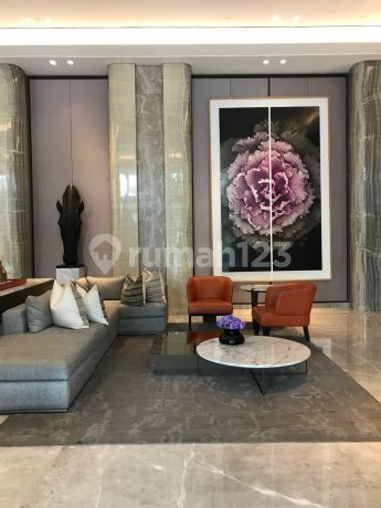 Disewakan Cepat Apartemen Casa Grand 2 BR Modern Furnish di Mal Kota Kasablanka
